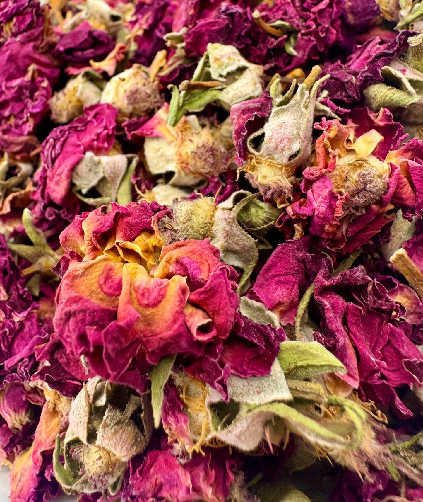 Dried Rose Buds and Petals: Natural Treat and Forage for Rabbits and Small Animals